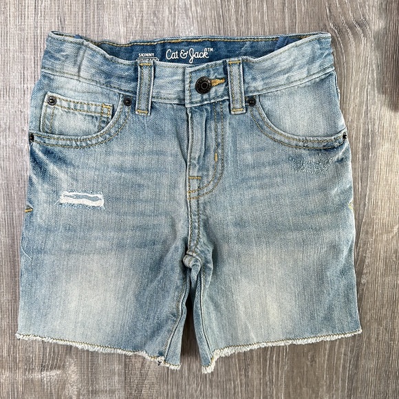 4T shorts lot - Picture 3 of 5